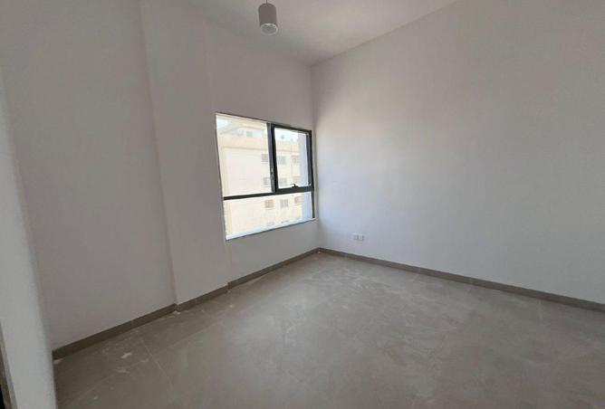 63649656 - Property Image 3