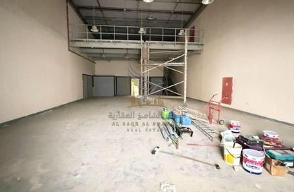 مستودع - استوديو - 1 للايجار في المنطقة الصناعية رقم 4 - المنطقة الصناعية بالشارقة - الشارقة