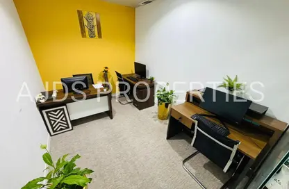 Office Space - 1 Bedroom - 1 Bathroom for rent in Al Fajer Complex - Oud Metha - Bur Dubai - Dubai