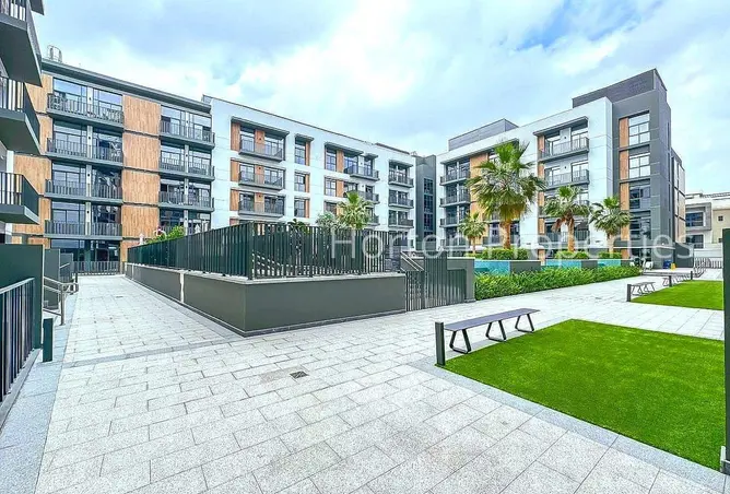122910837 - Property Image 3