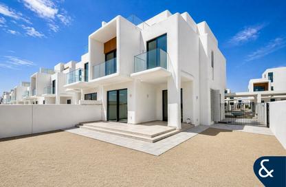 Villa - 5 Bedrooms - 6 Bathrooms for sale in Rivana - The Valley - Dubai
