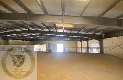 Warehouse - Studio - 2 Bathrooms for rent in Al Jlail - Al Sajaa - Sharjah
