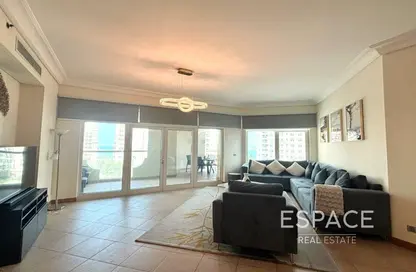 Apartment - 3 Bedrooms - 4 Bathrooms for rent in Al Khushkar - Shoreline Apartments - Palm Jumeirah - Dubai