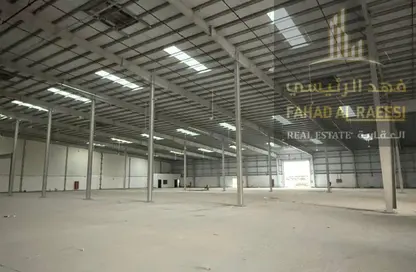 Warehouse - Studio - 3 Bathrooms for rent in Umm Al Thuoob - Umm Al Quwain