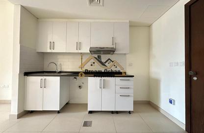 Apartment - Studio - 1 for rent in Al Nokhadha Building - Al Jaddaf - Dubai
