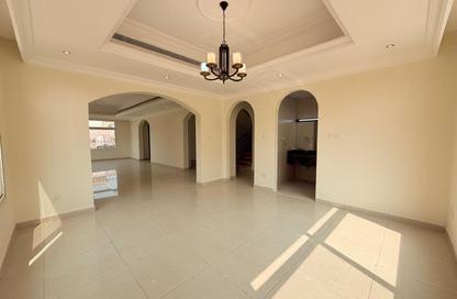 Villa - 6 - 7 for rent in Binal Jesrain - Between Two Bridges - Abu Dhabi Villa - 6 - 7 for rent in Binal Jesrain - Between Two Bridges - Abu Dhabi