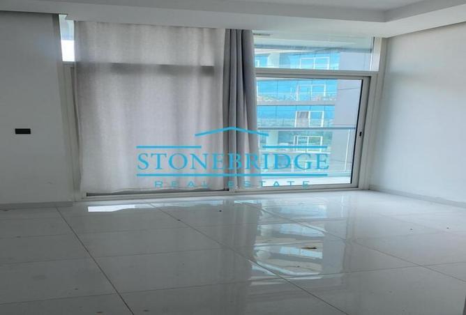 76123333 - Property Image 2