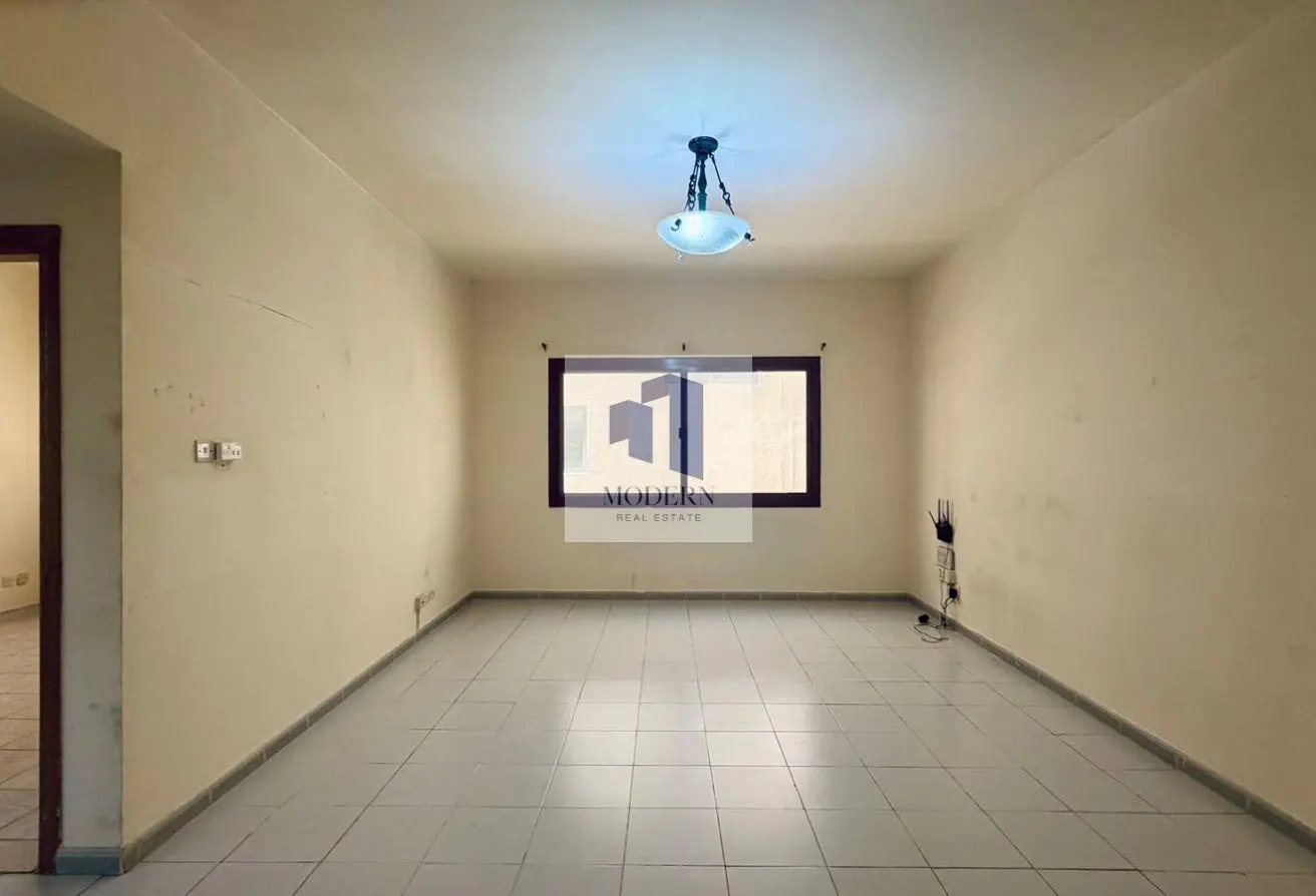 74623110 - Property Main Image