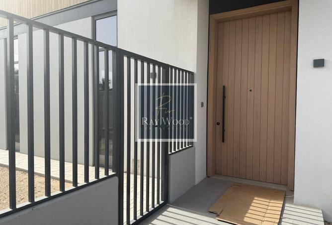 93142808 - Property Image 3