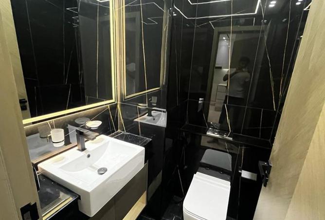 16077300 - Property Image 3