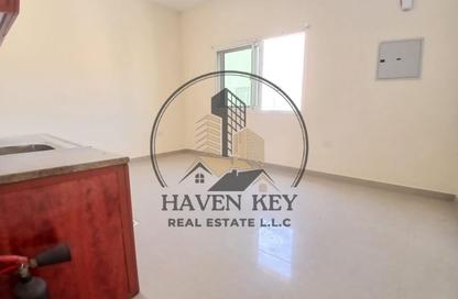 Whole Building - 1 - 1 for rent in 3033 Muwaileh Building - Muwaileh Commercial - Sharjah