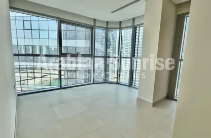 شقة - 2 غرف نوم - 2 حمامات للايجار في راديانت سكوير - مدينة الأضواء - جزيرة الريم - أبوظبي