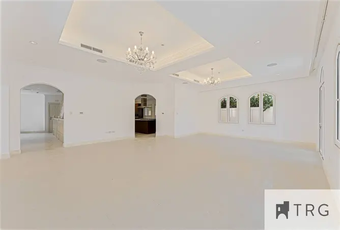 162786427 - Property Image 3