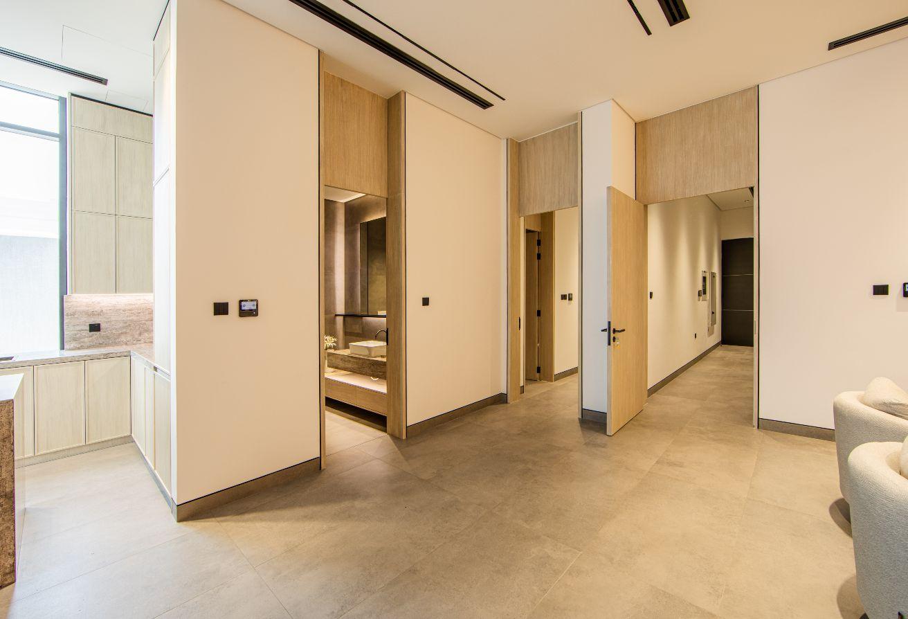 Prime Location | Luxury Villa | Unfurnished photo 16