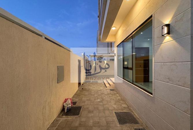 64433269 - Property Image 2