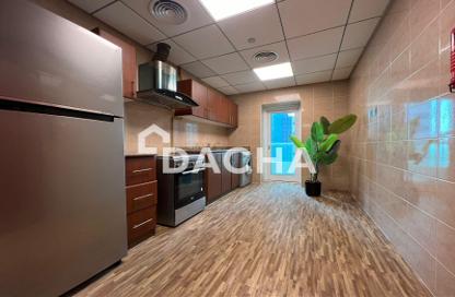 Apartment - 2 Bedrooms - 3 Bathrooms for sale in Marina Pinnacle - Dubai Marina - Dubai