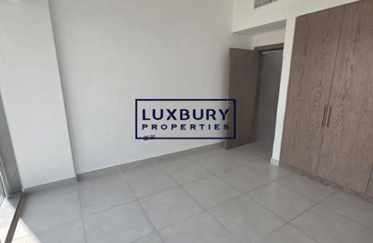 Apartment - 2 - 3 for sale in Montrose Residence B - Montrose Residence - Dubai Science Park - Dubai