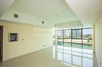 Apartment - 2 Bedrooms - 3 Bathrooms for rent in Nation Towers - Corniche Road - Abu Dhabi