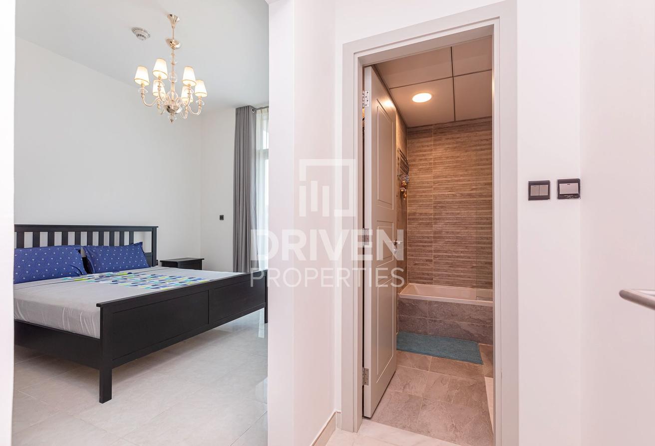 Well-maintained | Spacious Unit | Vacant photo 7
