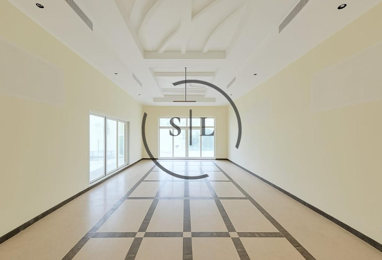 Fully Renovated Villa l Premium Features with Pool photo 9