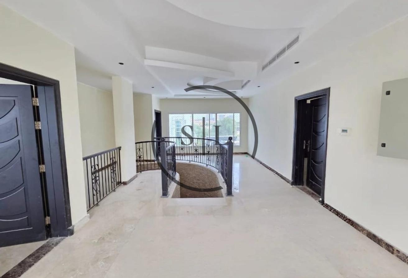 Fully Renovated Villa l Premium Features with Pool photo 6