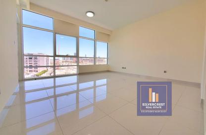 Apartment - 3 Bedrooms - 4 Bathrooms for rent in Al Marasy - Al Bateen - Abu Dhabi