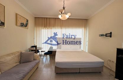Apartment - Studio - 1 Bathroom for sale in Burj Al Nujoom - Downtown Dubai - Dubai