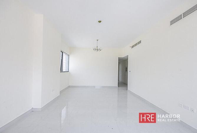 103677402 - Property Main Image