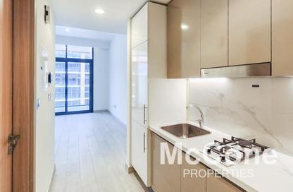 Apartment - Studio - 1 Bathroom for rent in Azizi Riviera 41 - Azizi Riviera - Meydan One - Meydan - Dubai