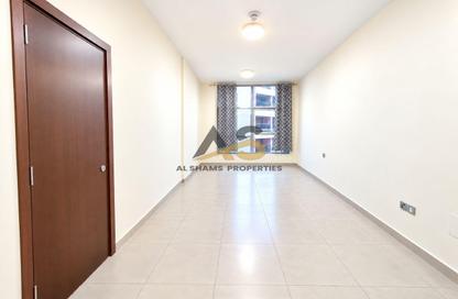 Apartment - Studio - 1 for rent in Al Souk Al Kabeer - Bur Dubai - Dubai