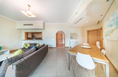 Apartment - 2 - 4 for rent in Al Das - Shoreline Apartments - Palm Jumeirah - Dubai