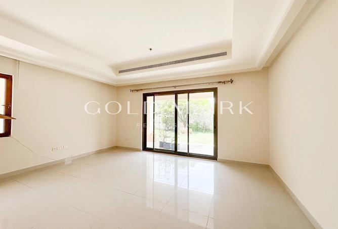122006599 - Property Image 2