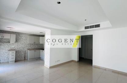 Villa - 2 Bedrooms - 3 Bathrooms for rent in Springs 8 - The Springs - Dubai Villa - 2 Bedrooms - 3 Bathrooms for rent in Springs 8 - The Springs - Dubai