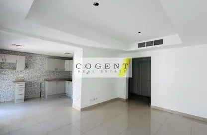 Villa - 2 Bedrooms - 3 Bathrooms for rent in Springs 8 - The Springs - Dubai Villa - 2 Bedrooms - 3 Bathrooms for rent in Springs 8 - The Springs - Dubai