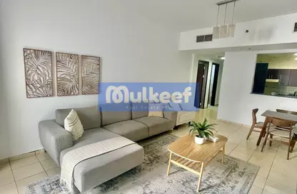 شقة - غرفة نوم - 2 حمامات للايجار في شقق الخريف - سيزون كوميونيتي - منطقة 15 - قرية جميرا الدائرية - دبي