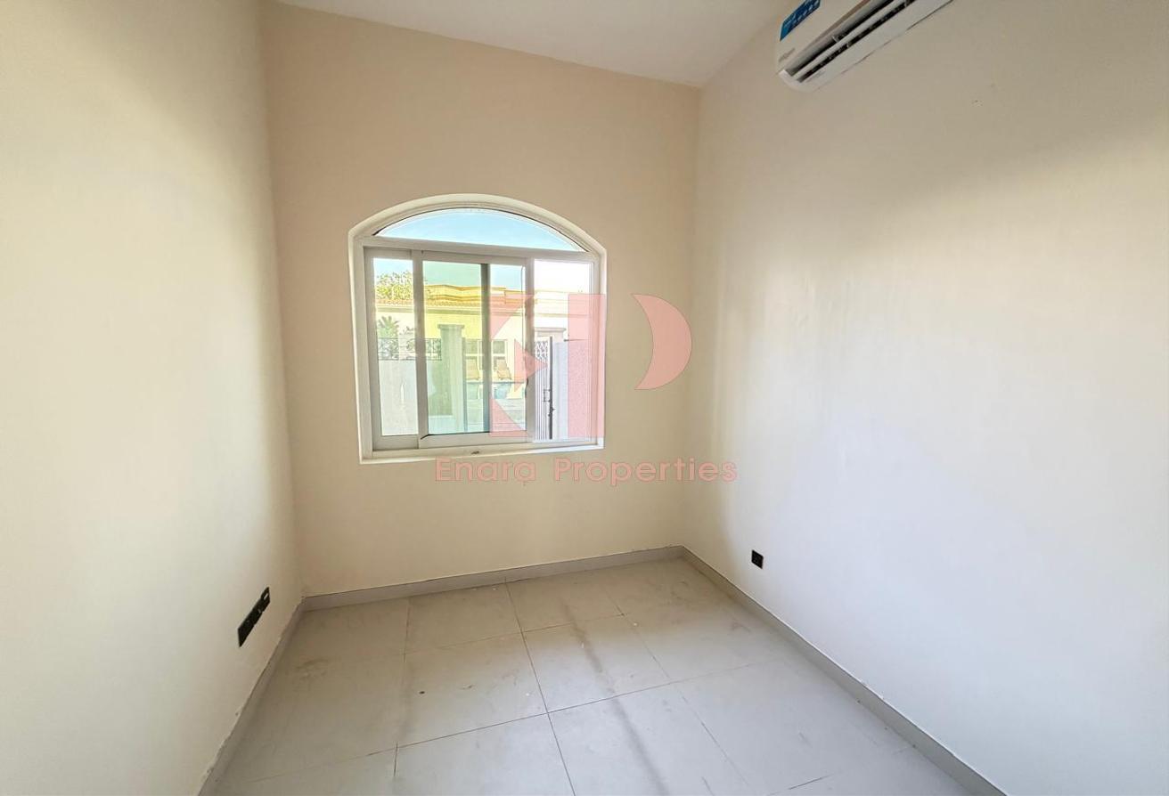 Spacious 5Bed Room Villa + Maid l Close to DAA photo 18