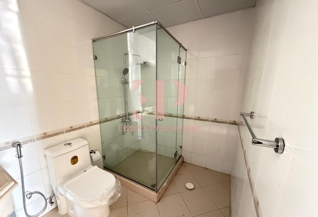 Spacious 5Bed Room Villa + Maid l Close to DAA photo 17