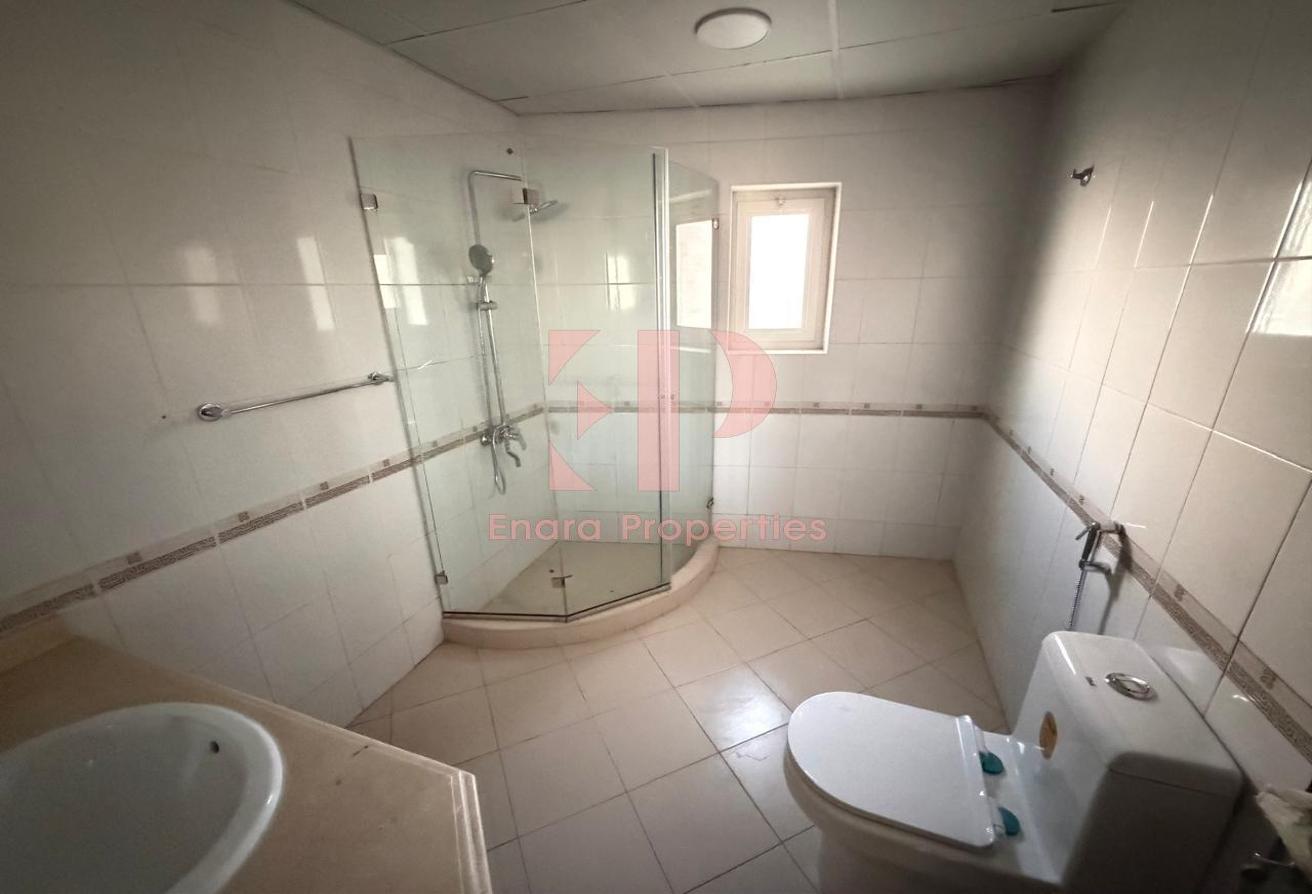 Spacious 5Bed Room Villa + Maid l Close to DAA photo 19