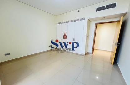 Duplex - 3 Bedrooms - 4 Bathrooms for rent in United Square - Al Khalidiya - Abu Dhabi