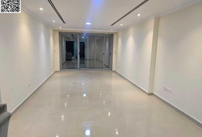 100404412 - Property Image 2