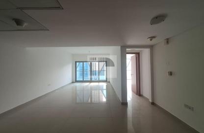 Apartment - 1 Bedroom - 2 Bathrooms for rent in Park Tower B - Park Towers - DIFC - Dubai