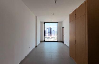 Apartment - 1 Bedroom - 2 Bathrooms for rent in Al Mamsha - Muwaileh - Sharjah