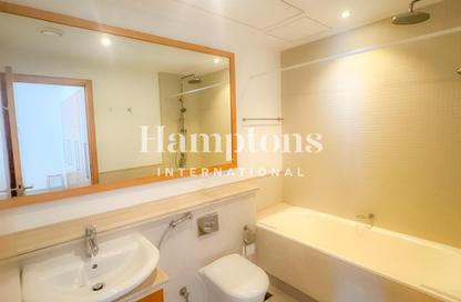 Apartment - 1 Bedroom - 2 Bathrooms for rent in Aurora Tower - Marina Promenade - Dubai Marina - Dubai