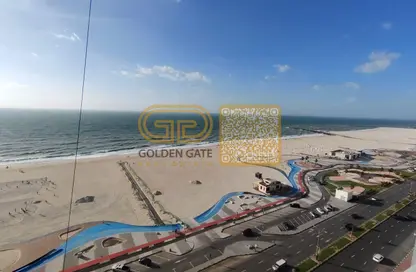 Apartment - 3 Bedrooms - 4 Bathrooms for sale in Ajman Corniche Residences - Ajman Corniche Road - Ajman