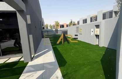 Townhouse - 4 - 5 for rent in Saro - Masaar - Tilal City - Sharjah