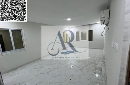 سكن عمال - استوديو - 8 حمامات للايجار في الجرف الصناعية 2 - الجرف الصناعية - عجمان