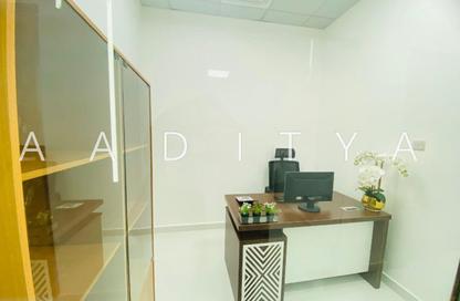 Office Space - Studio - 1 Bathroom for rent in Red Avenue - Al Garhoud - Dubai
