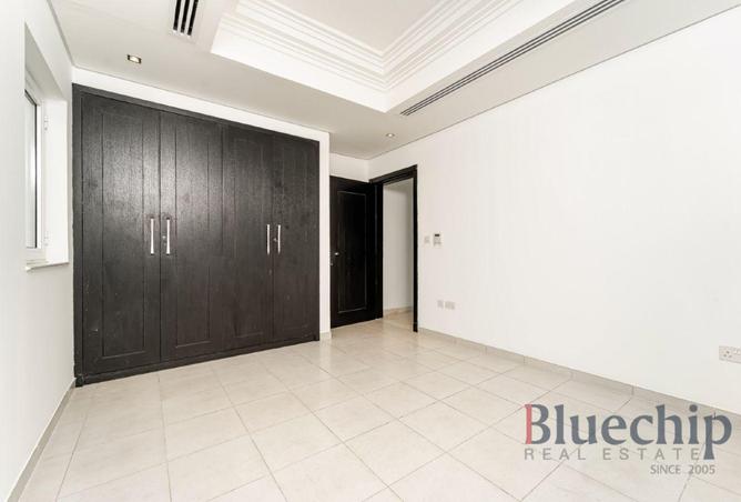 128842988 - Property Image 3