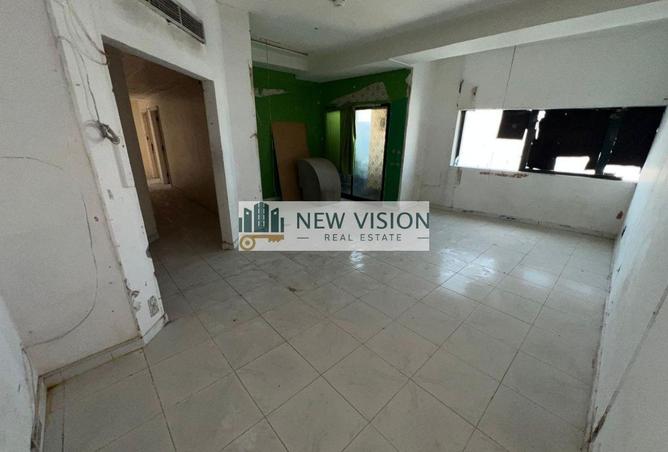 81127699 - Property Image 2