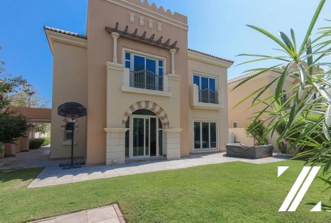 Vacant C1 Villa | 5 Bed + Maid | Prime Esmeralda